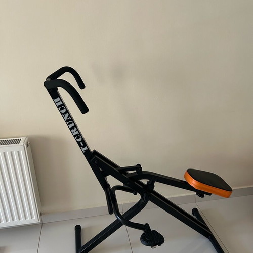 Total Crunch multi-exercise machine like new