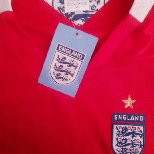 VINTAGE APPEARANCE ENGLAND 2006 No 10 OWEN AWAY RED