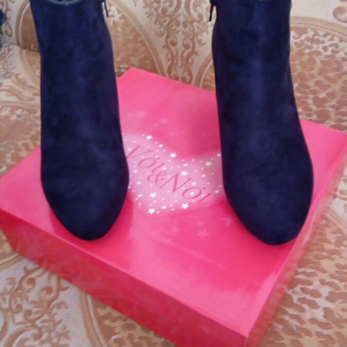 Voi Noi ankle boots suede navy blue size 38 new
