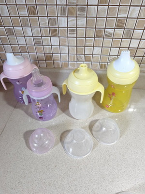 Mam feeding bottles used, assorted set