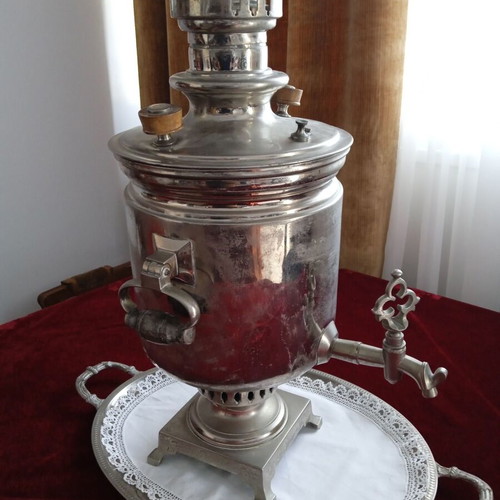 Russian samovar like new, late 18th early 19th century