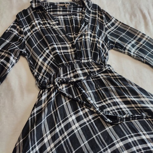 Attrattivo knee-length checkered dress used, asymmetric A-line, size M/L