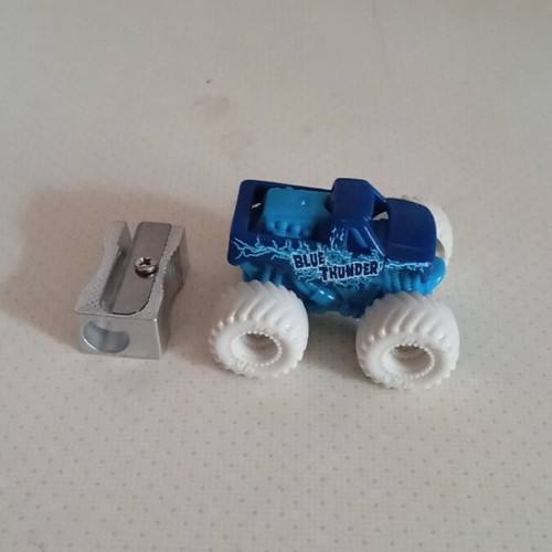 Monster Jam Mini toy car like new