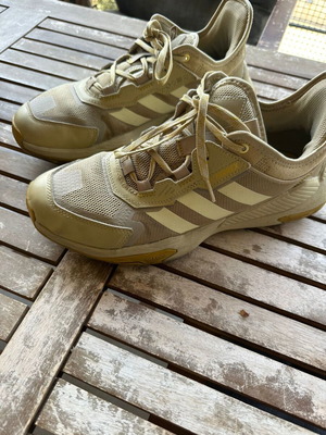 Adidas Terrex 43 1/3 μεταχειρισμένα μπεζ καφέ αθλητικά παπούτσια