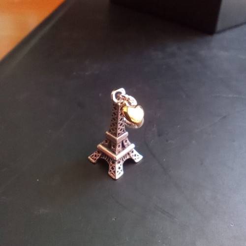 Eiffel Tower Pandora charm like new, silver