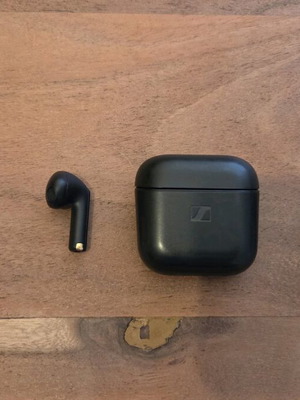 Sennheiser Accentum Open headphones like new