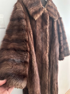 Vintage γούνινο παλτό Mink καφέ, μέγεθος L, σε άριστη κατάσταση