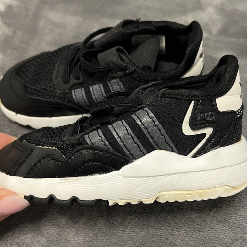 Adidas baby shoes size 22 used, athletic
