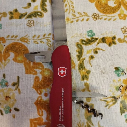Victorinox Swiss Army Knife, UNHCR collectible