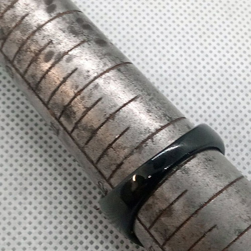 Metal ring painted glossy black with natural mother-of-pearl stone size 12.5 new