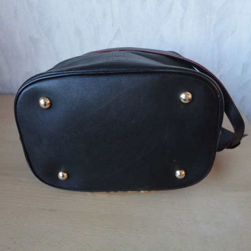 Moschino shoulder bag like new, limited 30th Anniversary Special Edition