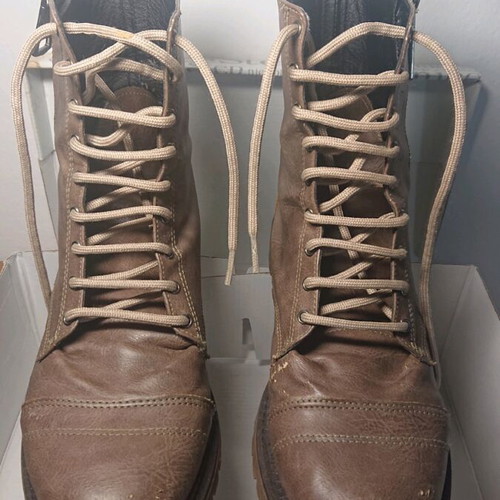 Gray ankle boots size 39 used with extra laces