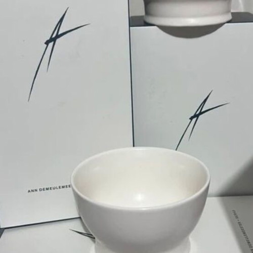 Set of 4 Ra handleless cups by Ann Demeulemeester for Serax new in luxury box