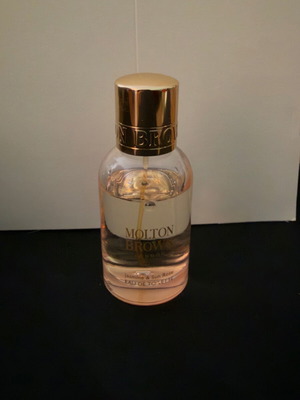 Molton Brown Jasmine & Sun Rose Eau de Toilette 50ml like new