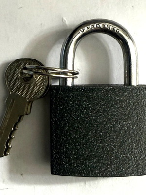 Blossom padlock with 2 keys
