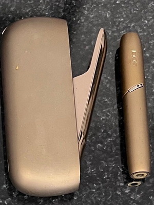 IQOS 3 DUO μεταχειρισμένο με σετ καθαριστικών