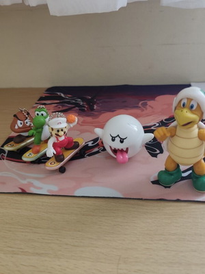 Supermario collection like new