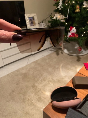 Stella McCartney sunglasses like new with case