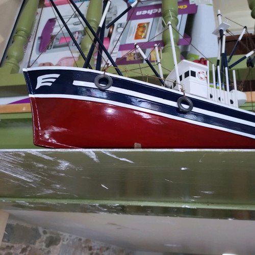 Boat new red with black