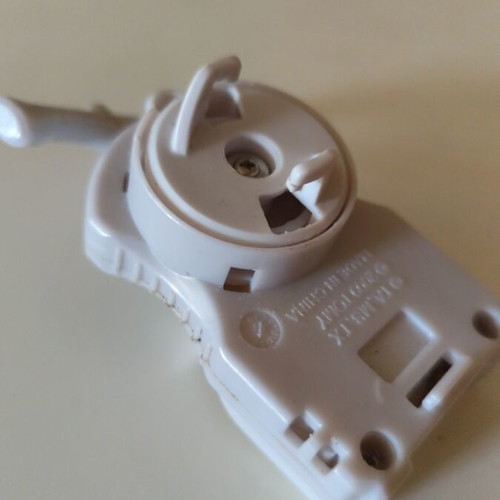 Beyblade Metal Launcher Left Takara Tomy like new