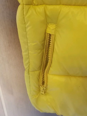 Save The Duck vest medium used, yellow