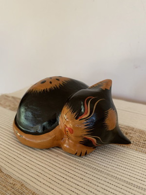 Wooden Sleeping Cat Figurine like new, hand-carved and painted