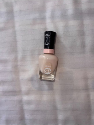 Sally Hansen nail polish like new, nude, fast drying