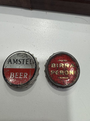 Καπάκια μπύρας Amstel και Peroni μεταχειρισμένα, πακέτο 2