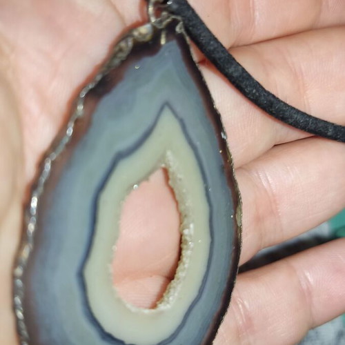 Necklace with stone new