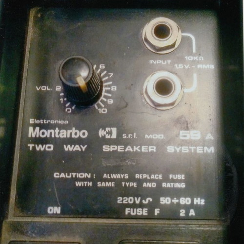 Montarbo Monitor powered speakers, set of 6, excellent condition