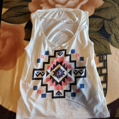 Women's t-shirt used, size Large, white