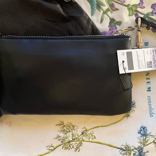 Sisley hand pouch new, black, synthetic leather