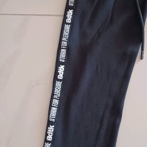 Φόρμα Body Talk σαν καινούργιο, μέγεθος S/36/8, εφαρμοστή στα πόδια