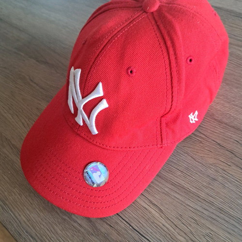 Cooperstown Collection sports cap new, size L, red