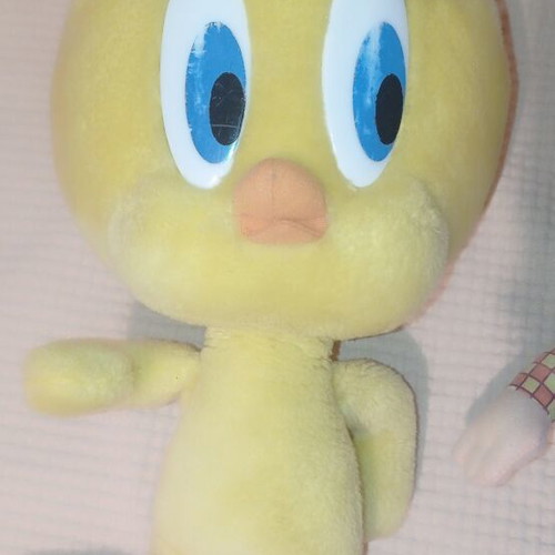 Tweety and Bob the Builder plush toys, set of 2