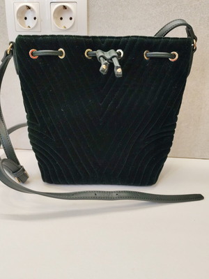 Sisley Velvet Chevron Bucket Bag emerald green, new