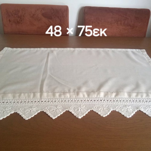 Beige doilies with handmade knitted lace, set of 3, like new