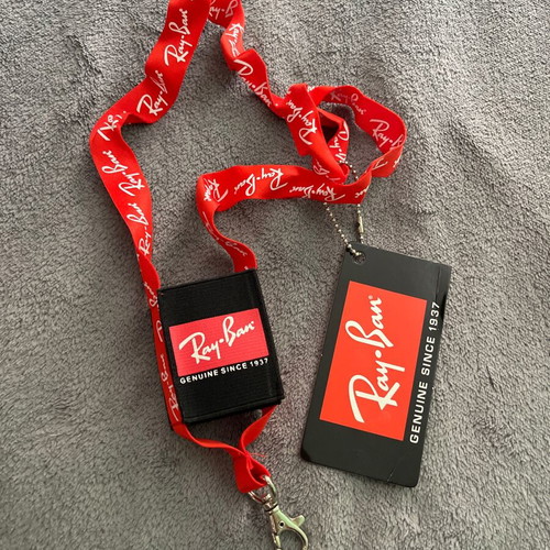 Ray Ban hanging glasses case new, red