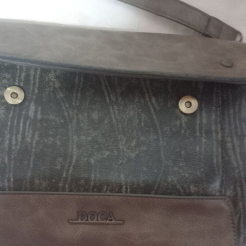 Women's bags used, 2 pieces, Doca and Diva, crossbody and shoulder, black and green