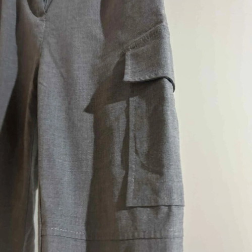 Grey Bershka cargo pants like new with ankle cuffs