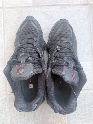 Nike Shox TL athletic shoes size 44 used, black