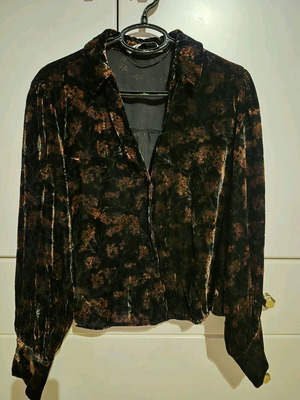 Zara velvet shirt like new, black and orange, size XL