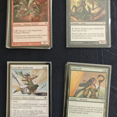 MTG Shards of Alara 23 Cards Like New with Sleeves