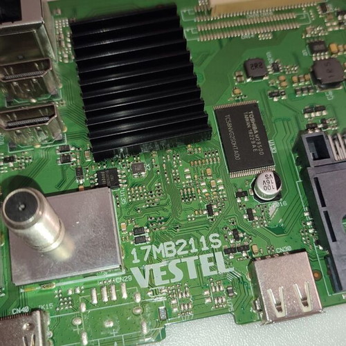 Vestel Mainboard 17mb211s μεταχειρισμένο από τηλεόραση με σπασμένο πάνελ