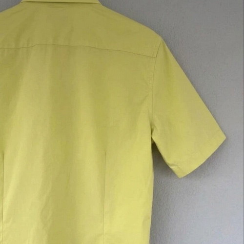 Venti lime shirt short sleeve like new, size L