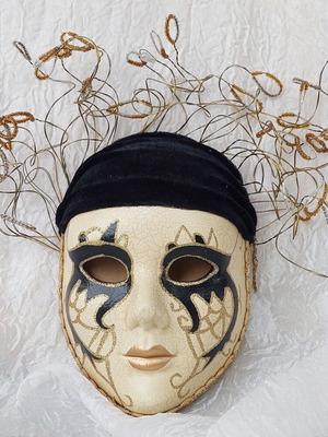 Venetian decorative wall mask like new