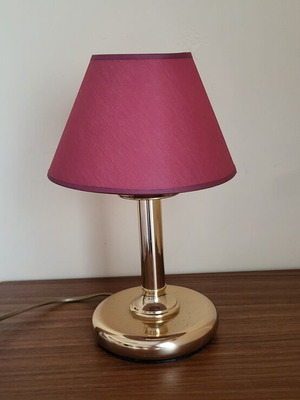 Table lamp set like new, red and white bedside lamps