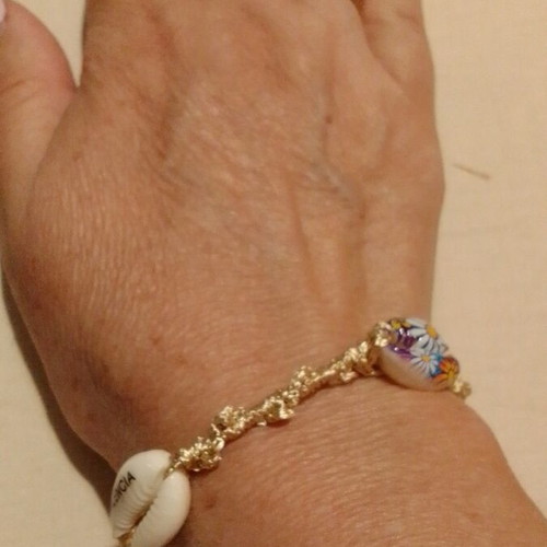 Macrame bracelet new with painted shells, colorful