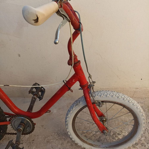Low-step 16-inch bicycle used, red color