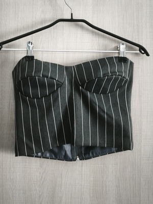 Ciel set with crop top and wide leg pants, new, medium, gray